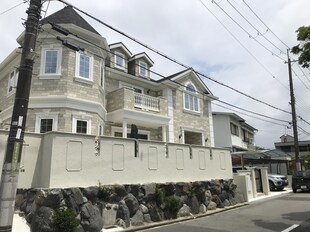 豊中市新千里北町3丁目戸建ての物件外観写真